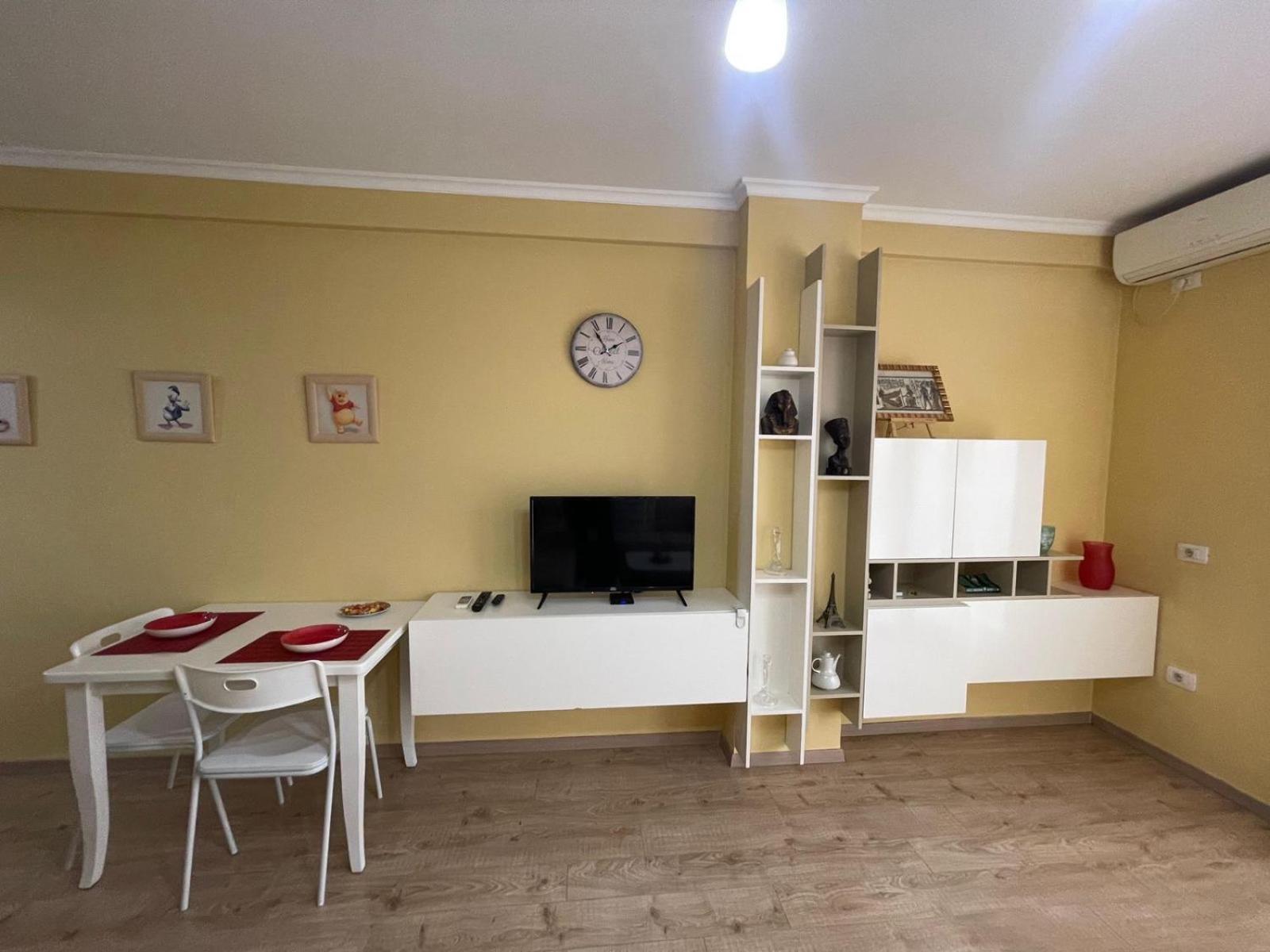 Ergi'S Host Apartment Τίρανα Εξωτερικό φωτογραφία